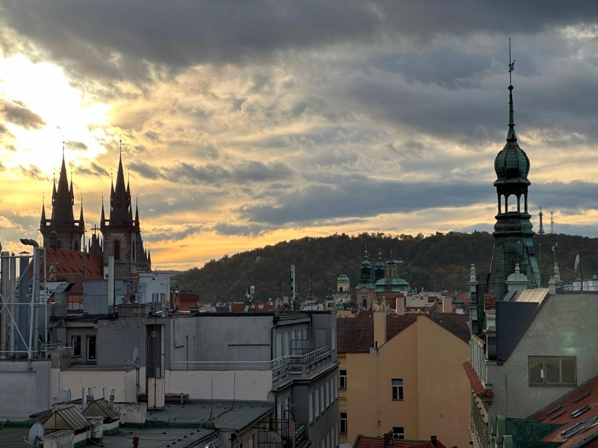 Castle View Apartments. Old Town Praag Buitenkant foto